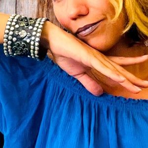 VINTAGE HANDMADE BEAUTIFUL BLACK WIDE SILVER STUDDED BRASS BRACELET CUFF!!!